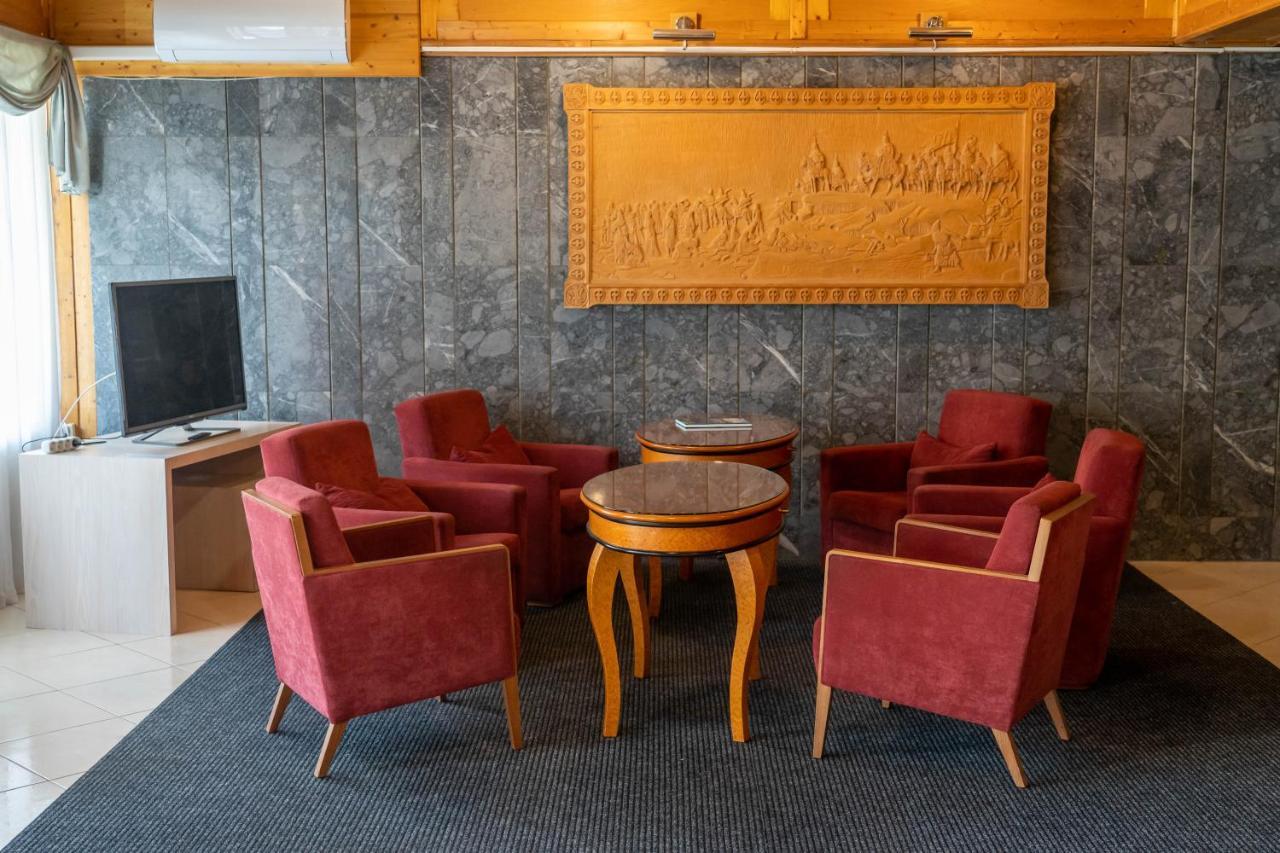 Hévíz Majerik Hotel מראה חיצוני תמונה
