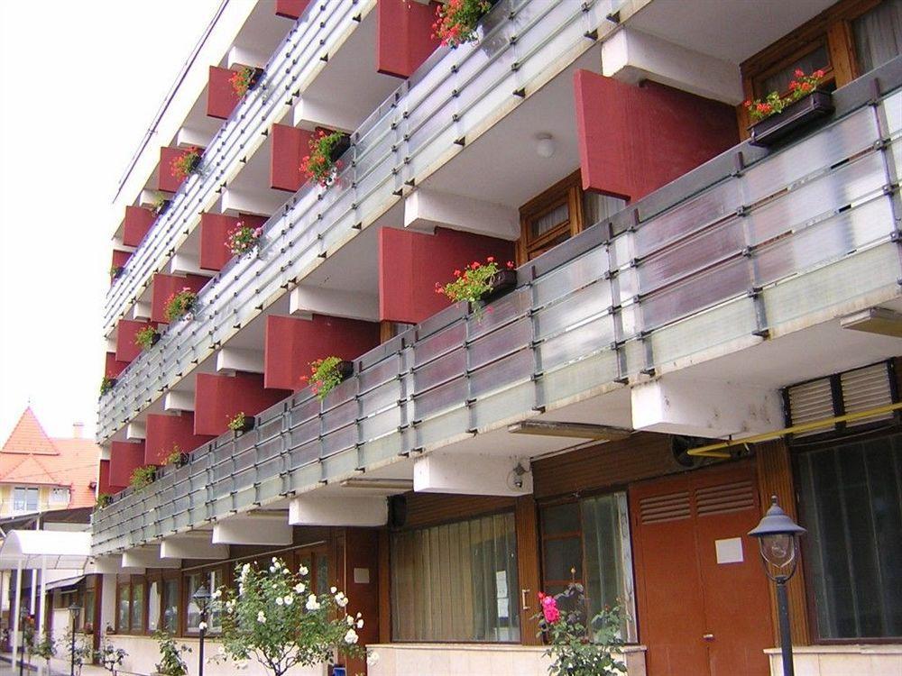 Hévíz Majerik Hotel מראה חיצוני תמונה