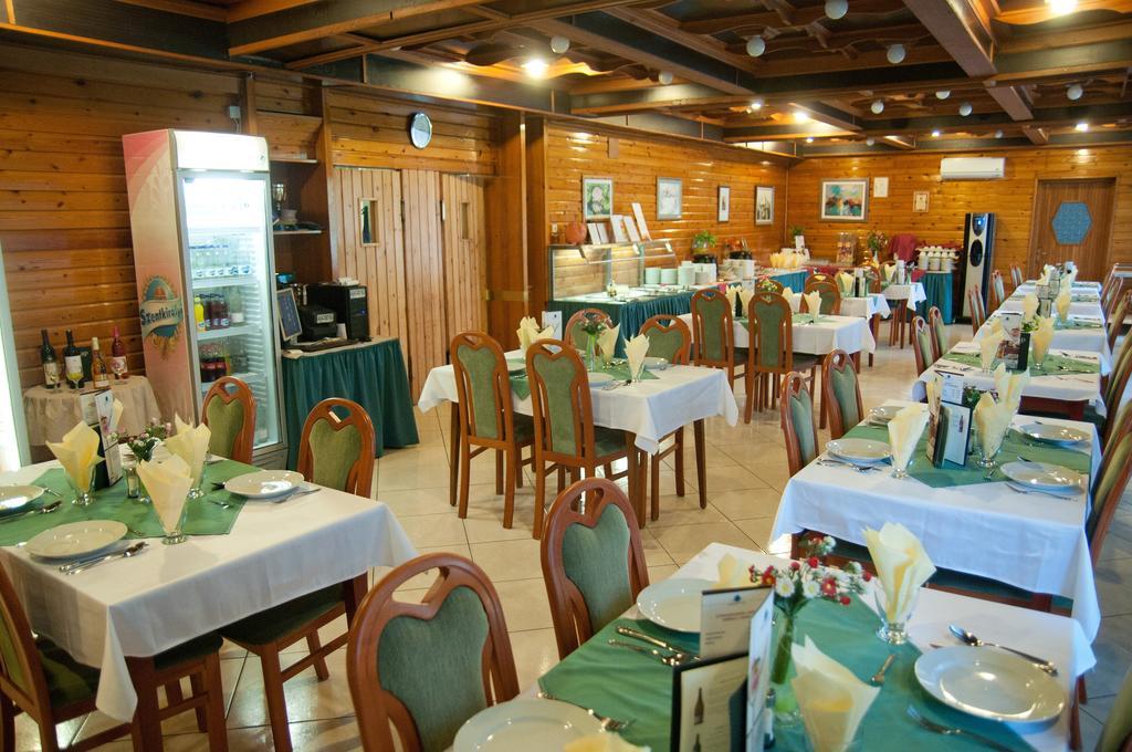 Hévíz Majerik Hotel מראה חיצוני תמונה