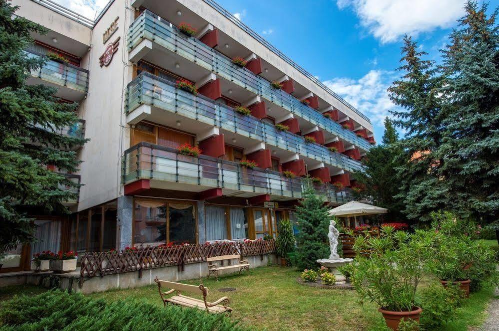 Hévíz Majerik Hotel מראה חיצוני תמונה
