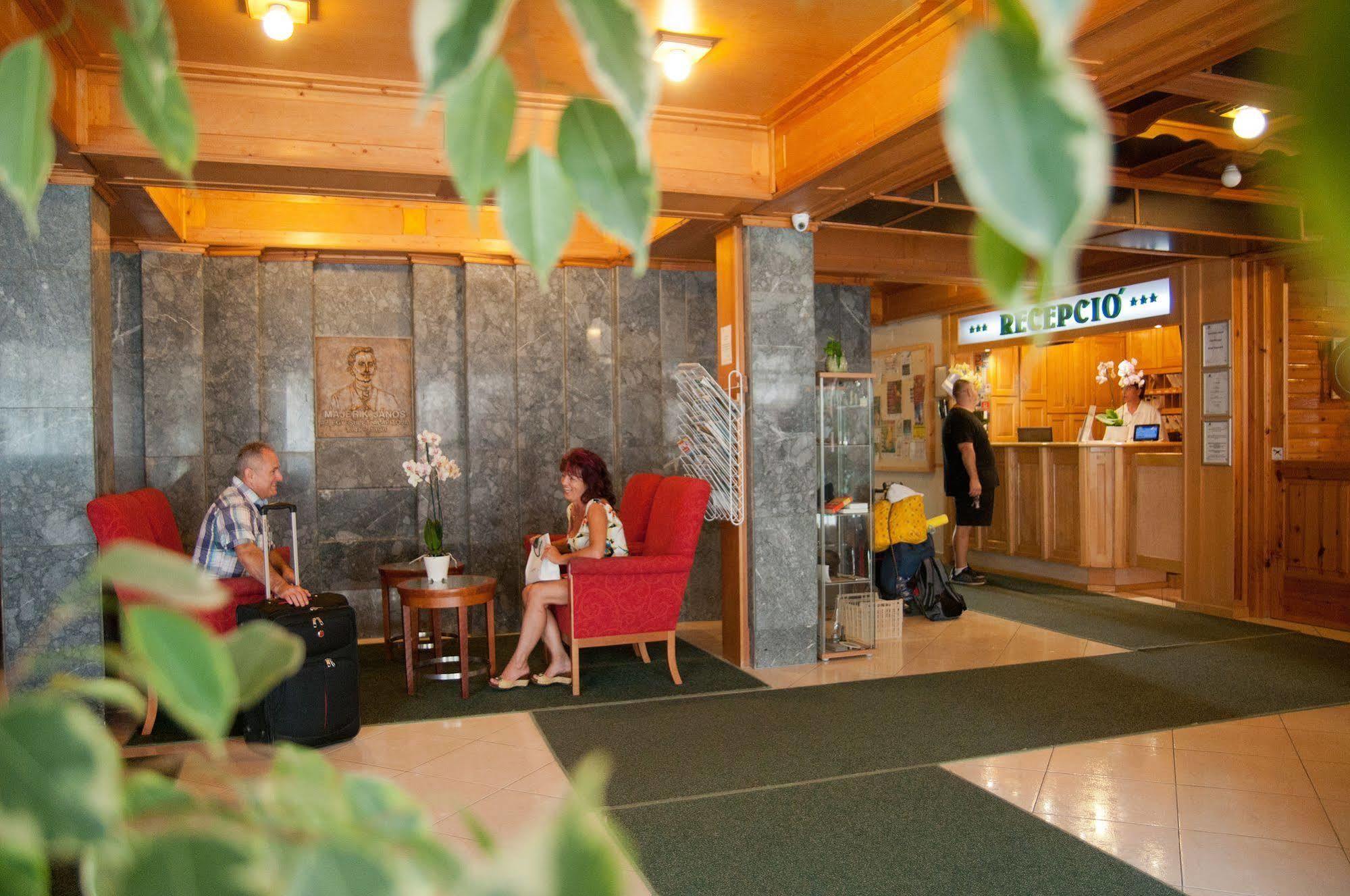 Hévíz Majerik Hotel מראה חיצוני תמונה